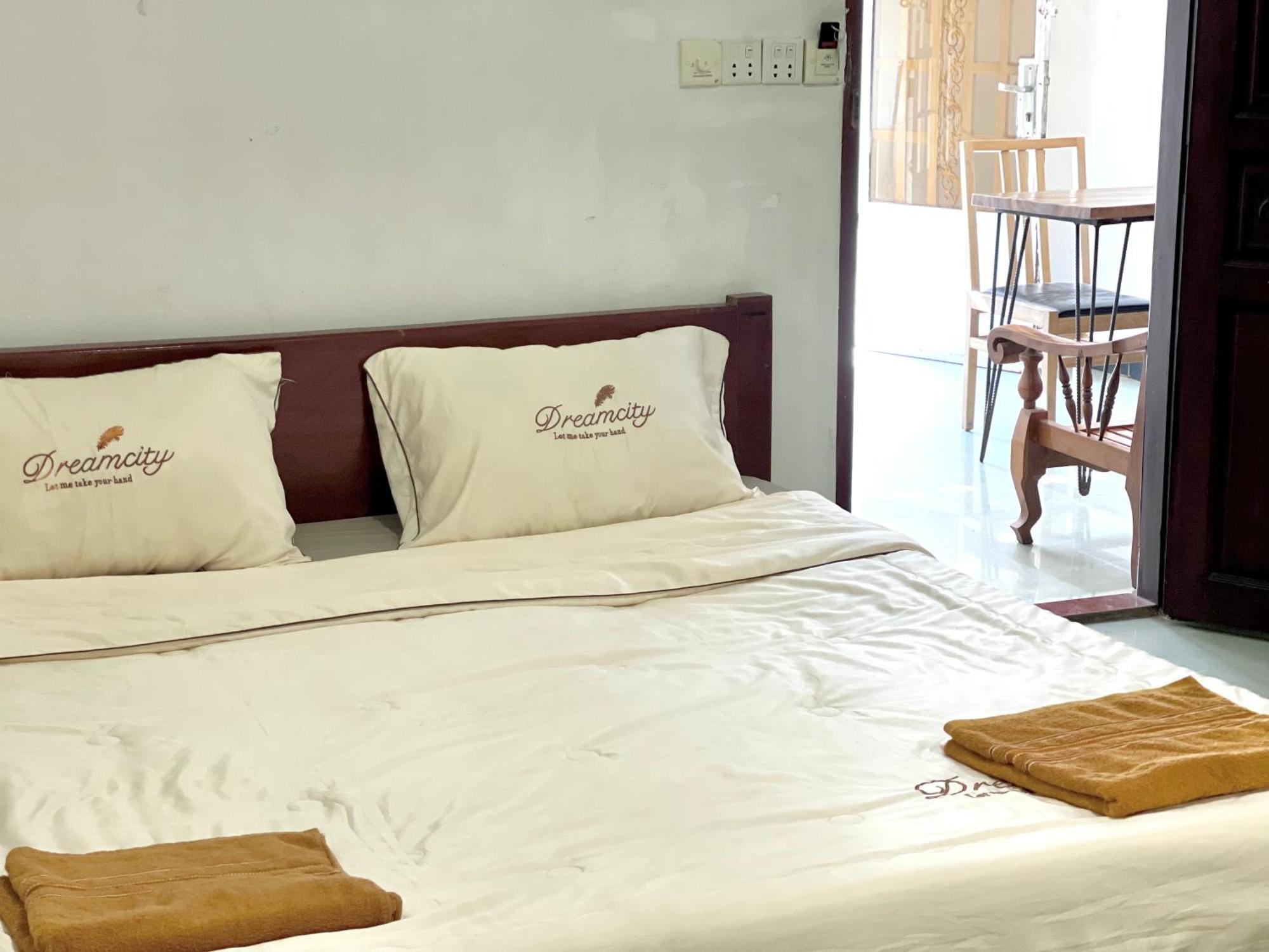 Rs Central Apartments - 200M To Royal Palace Phnom Penh Eksteriør bilde
